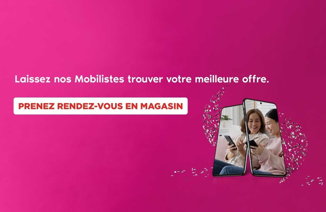« LAISSEZ NOS MOBILISTES VOUS AIDER À TROUVER LA MEILLEURE OFFRE » en lettres blanches au-dessus d'un encadré rouge contenant « PRENEZ RENDEZ-VOUS EN MAGASIN » à côté d'une image représentant deux personnes souriantes assises sur un canapé, chacune avec so